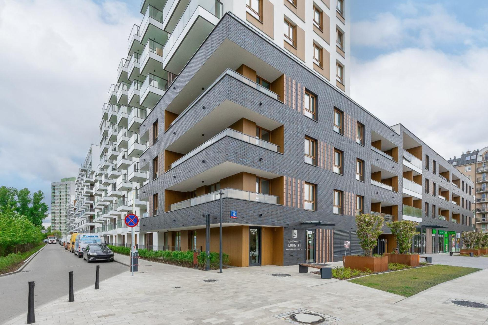 Apartamenty Ludwiki Z Parkingiem By Noclegi Renters Warsaw Exterior photo